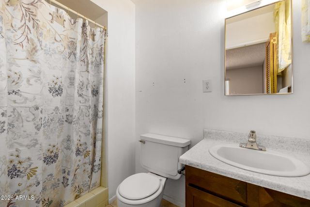 1468 S LAWTHER Drive, Apache Junction, AZ 85120