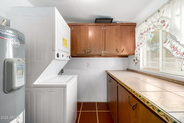 1468 S LAWTHER Drive, Apache Junction, AZ 85120