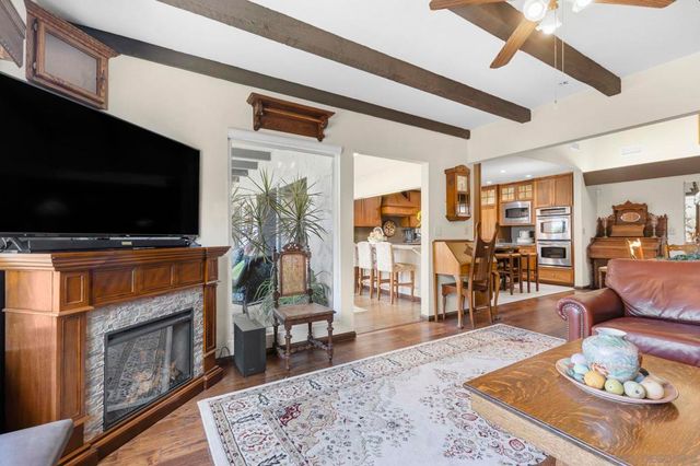 1057 Calle Mesita, Bonita, CA 91902