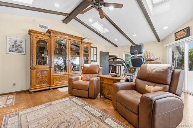1057 Calle Mesita, Bonita, CA 91902