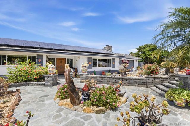 1057 Calle Mesita, Bonita, CA 91902