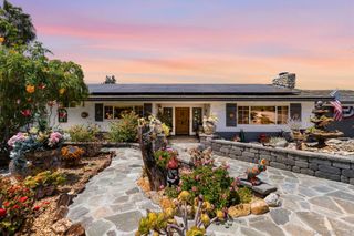 1057 Calle Mesita, Bonita, CA 91902
