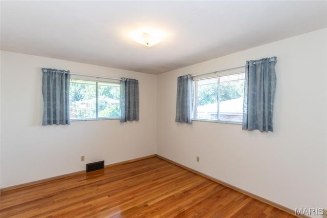 6319 Mackenzie Court, St Louis, MO 63123