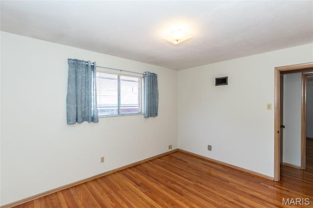 6319 Mackenzie Court, St Louis, MO 63123