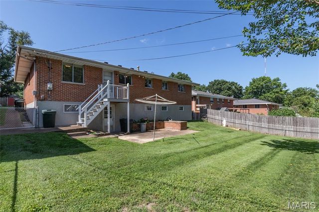 6319 Mackenzie Court, St Louis, MO 63123