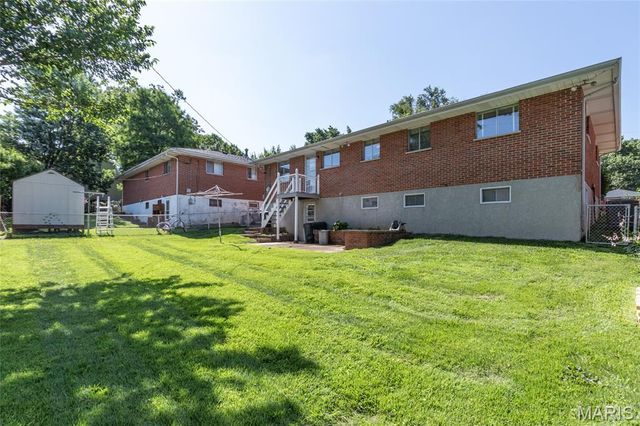 6319 Mackenzie Court, St Louis, MO 63123