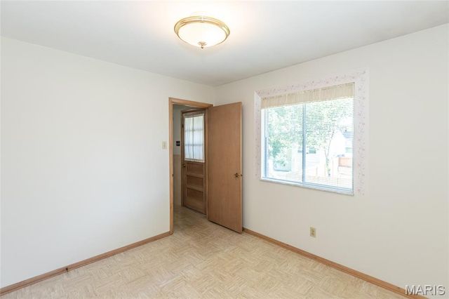 6319 Mackenzie Court, St Louis, MO 63123