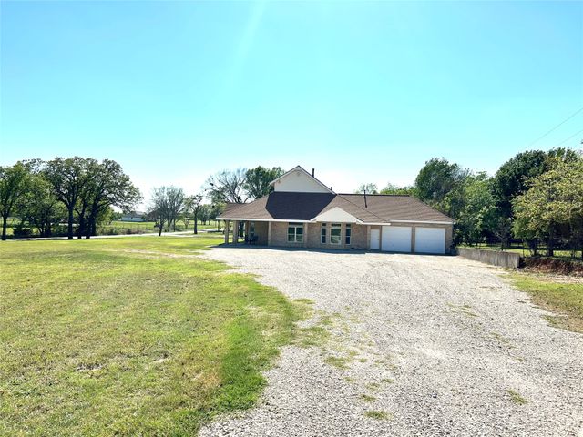 9805 Eldorado Drive, Burleson, TX 76028