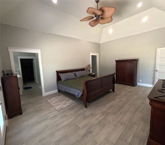 9805 Eldorado Drive, Burleson, TX 76028