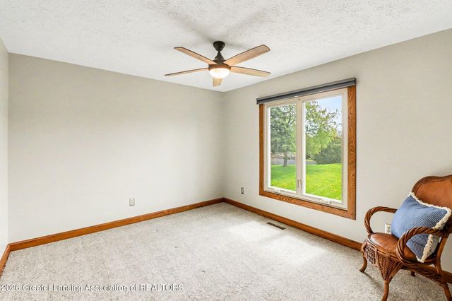 4915 Aspen Drive, Lansing, MI 48917