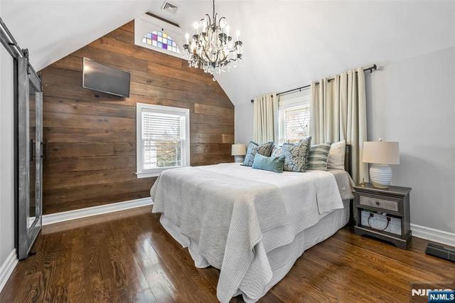 309 Maple Avenue, Oradell, NJ 07649