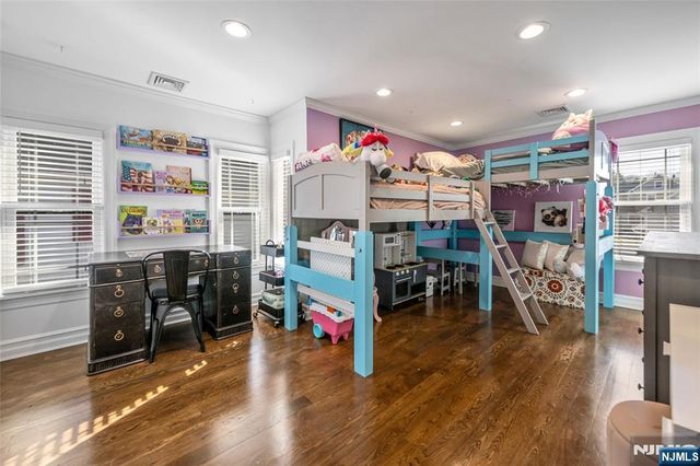 309 Maple Avenue, Oradell, NJ 07649