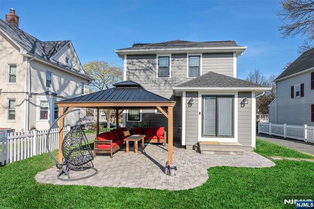 309 Maple Avenue, Oradell, NJ 07649