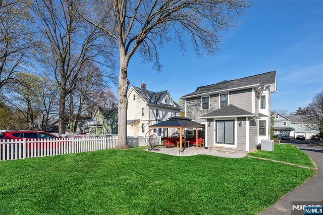 309 Maple Avenue, Oradell, NJ 07649