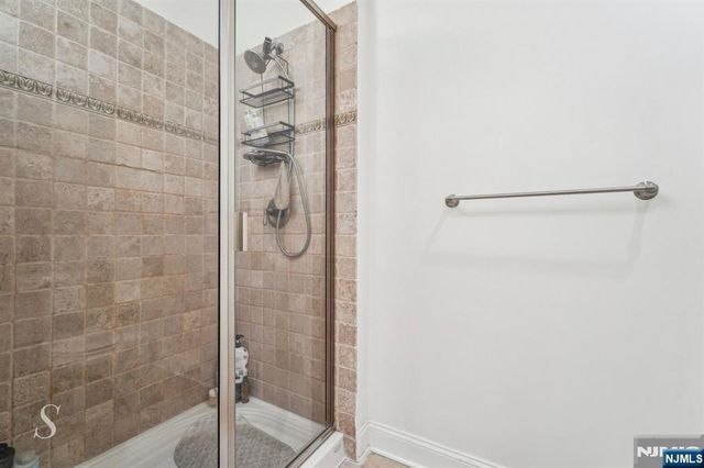 20 Ave At Port Imperial 113, West New York, NJ 07093