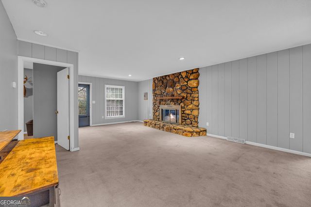 118 Old City Park Rd, Lavonia, GA 30553