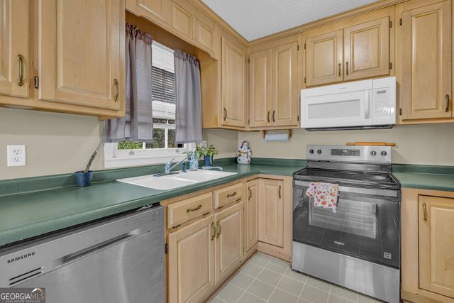 118 Old City Park Rd, Lavonia, GA 30553