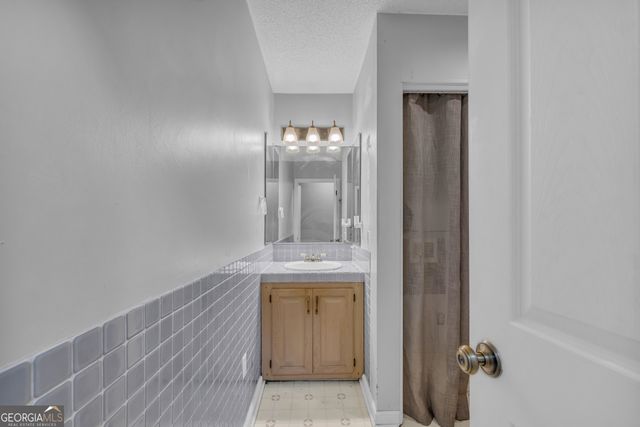 118 Old City Park Rd, Lavonia, GA 30553