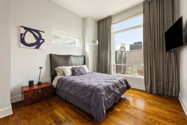 250 E 49TH Street 22BA, New York City, NY 10017