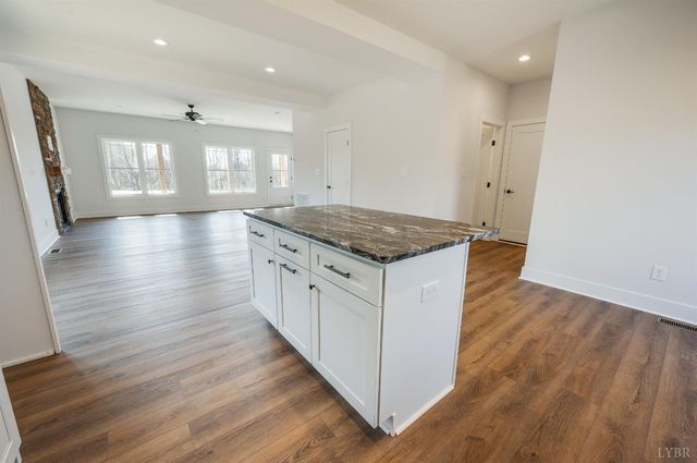 2199 Cottontown Rd, Forest, VA 24551