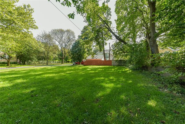 255 Sawyer Street, Rochester, NY 14619