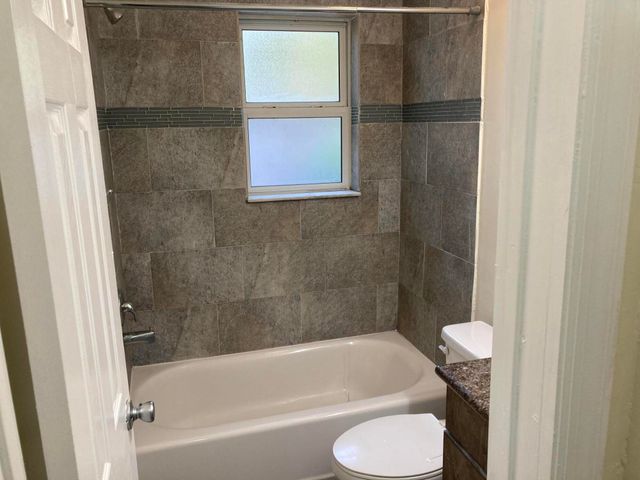 714 8th Avenue N, Lake Worth Beach, FL 33460