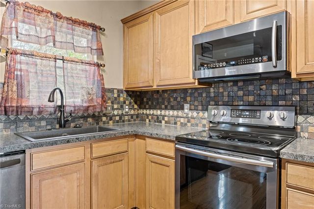 4328 Morning Ridge Lane, Winston-salem, NC 27101