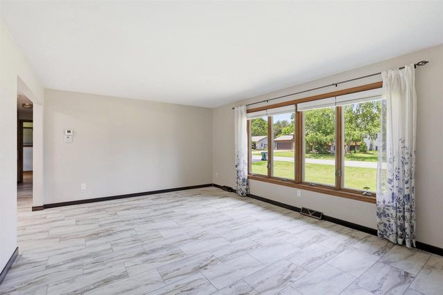 3517 W FLORIDA AVENUE, Appleton, WI 54914