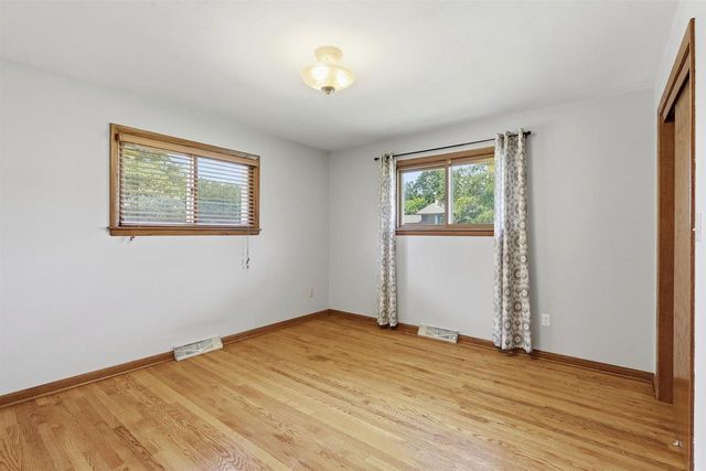 3517 W FLORIDA AVENUE, Appleton, WI 54914