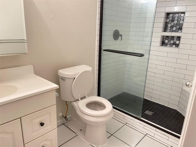 629 Wandering Way Drive, Allen, TX 75002