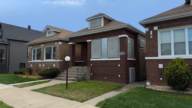 435 E 88th Place, Chicago, IL 60619