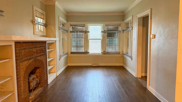 435 E 88th Place, Chicago, IL 60619