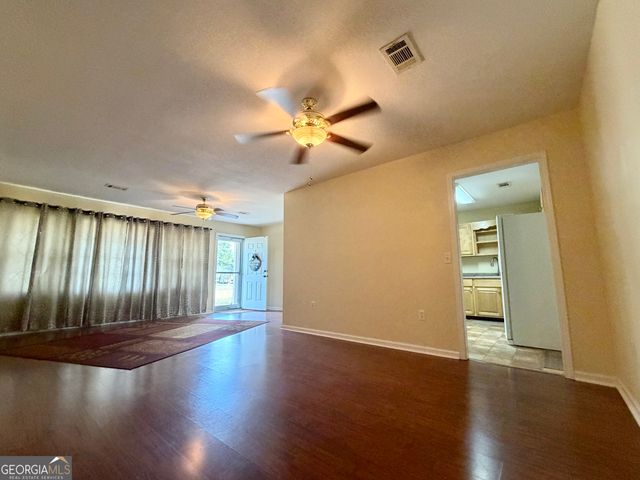 91 Wilson Street, Hazlehurst, GA 31539