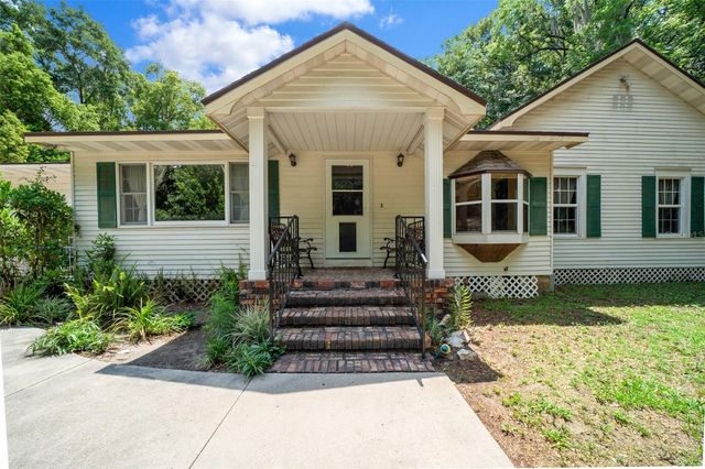 1985 NE 97TH STREED ROAD, Anthony, FL 32617