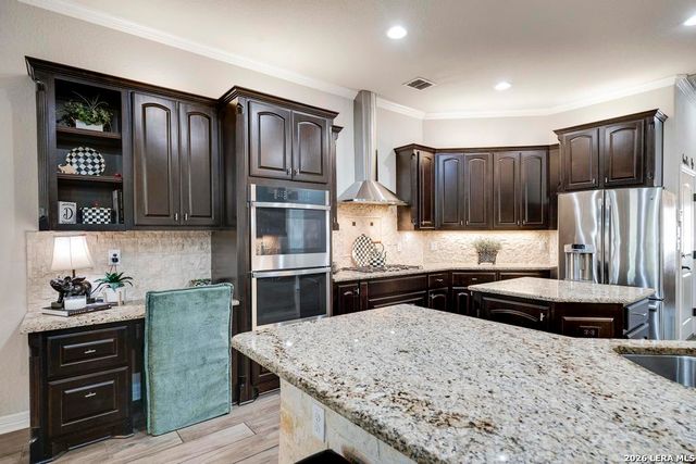 30172 Setterfeld, Fair Oaks Ranch, TX 78015