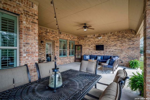 30172 Setterfeld, Fair Oaks Ranch, TX 78015