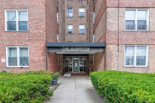 74-45 Yellowstone Boulevard 4H, Rego Park, NY 11374