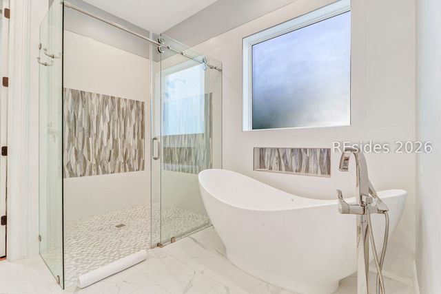 14 Myrtle Bank Rd, Hilton Head Island, SC 29926