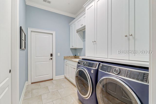 14 Myrtle Bank Rd, Hilton Head Island, SC 29926