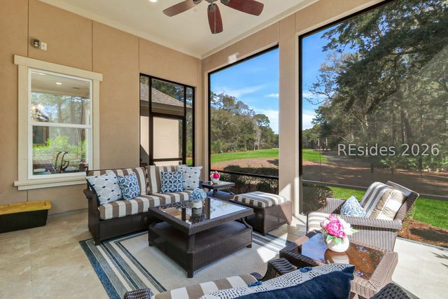 14 Myrtle Bank Rd, Hilton Head Island, SC 29926