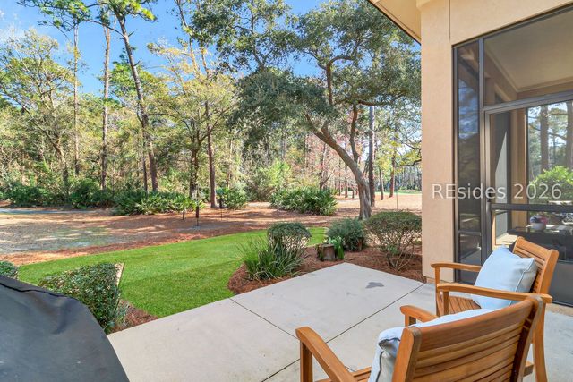 14 Myrtle Bank Rd, Hilton Head Island, SC 29926