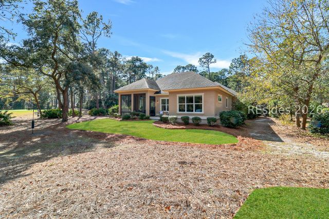 14 Myrtle Bank Rd, Hilton Head Island, SC 29926