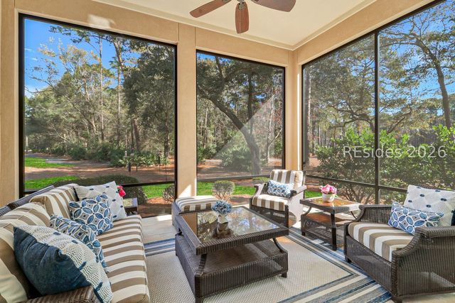 14 Myrtle Bank Rd, Hilton Head Island, SC 29926