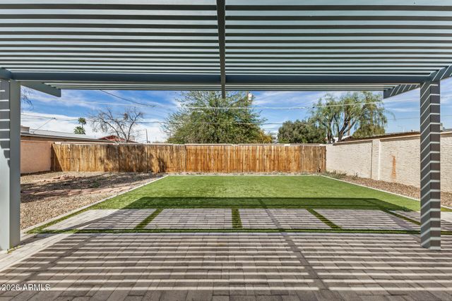 3234 E FRIESS Drive, Phoenix, AZ 85032