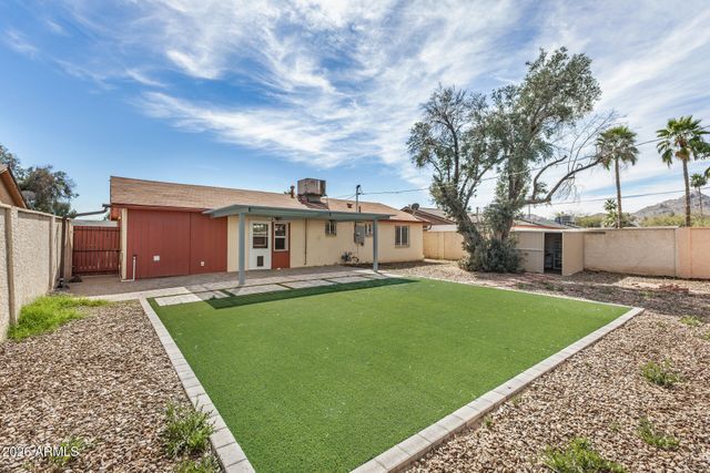 3234 E FRIESS Drive, Phoenix, AZ 85032