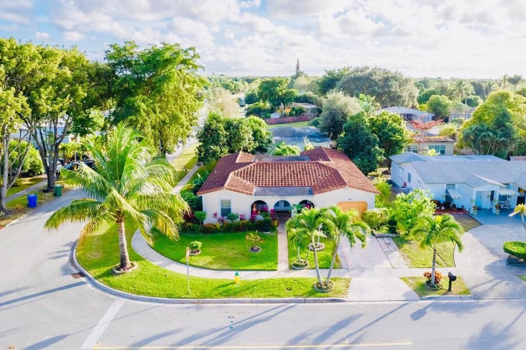 5101 SW 6 Place, Margate, FL 33068