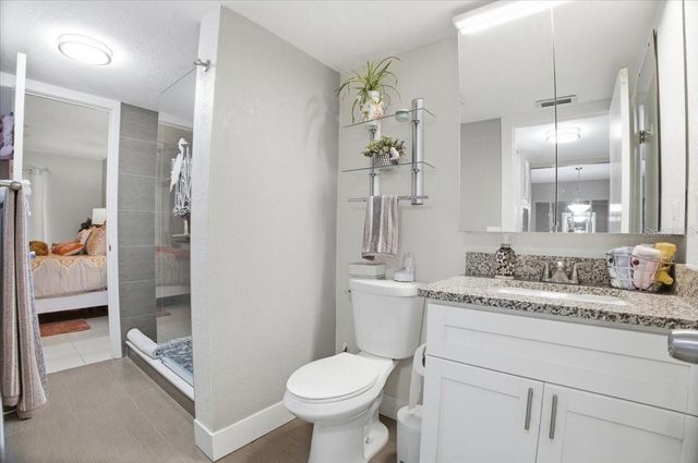 3710 LAKE BAYSHORE DRIVE k416, Bradenton, FL 34205