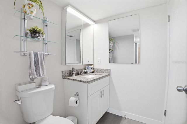 3710 LAKE BAYSHORE DRIVE k416, Bradenton, FL 34205