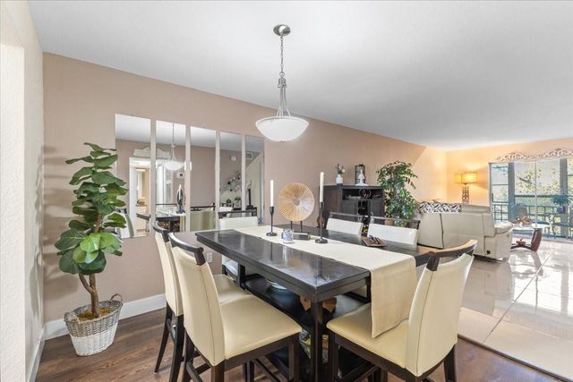 3710 LAKE BAYSHORE DRIVE k416, Bradenton, FL 34205