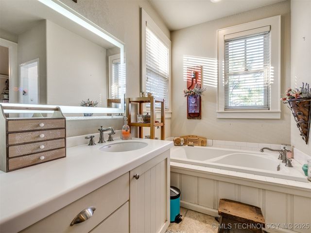 55 Boardwalk, Carlton Landing, OK 74432